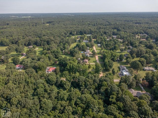 522 E Philadelphia Road, Jonesboro, AR 72401