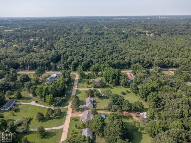 522 E Philadelphia Road, Jonesboro, AR 72401