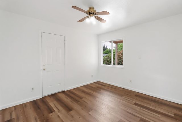 1421 Oakmont Dr, Roseville, CA 95661