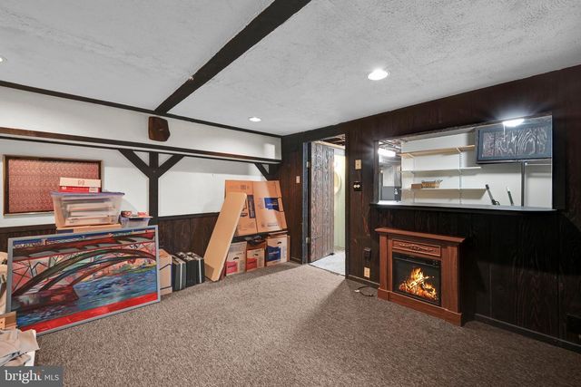 808 HAMPSHIRE RD, Drexel Hill, PA 19026