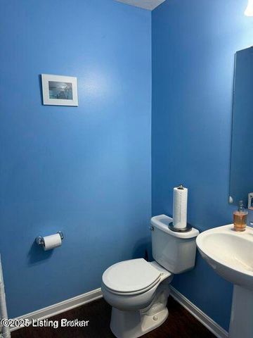 12075 Parkview Trace Dr, Louisville, KY 40229