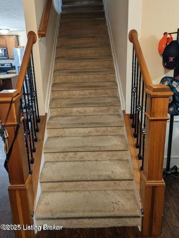 12075 Parkview Trace Dr, Louisville, KY 40229