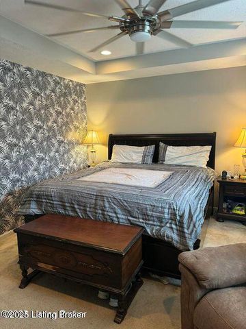 12075 Parkview Trace Dr, Louisville, KY 40229