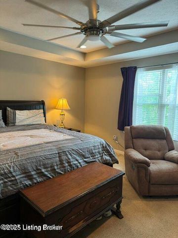 12075 Parkview Trace Dr, Louisville, KY 40229