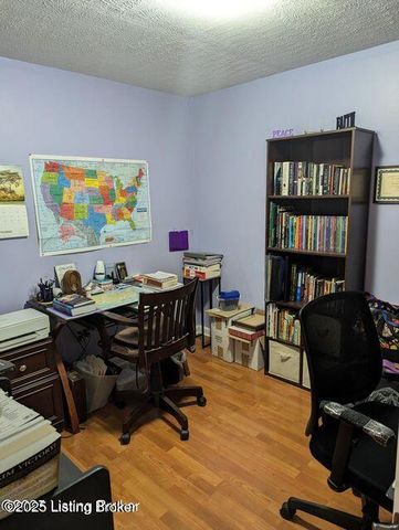 12075 Parkview Trace Dr, Louisville, KY 40229