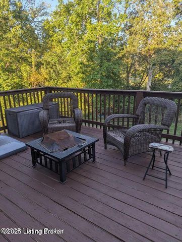 12075 Parkview Trace Dr, Louisville, KY 40229