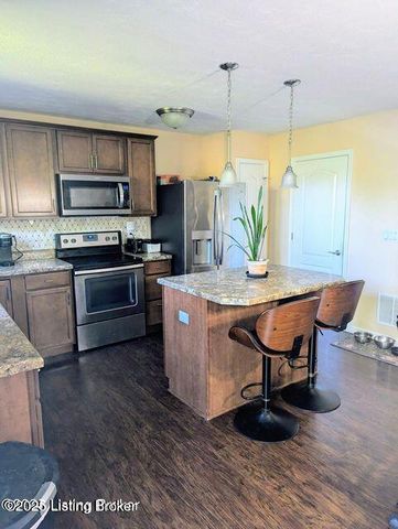 12075 Parkview Trace Dr, Louisville, KY 40229