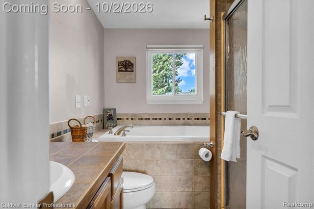 454 Queens Way, Canton, MI 48188
