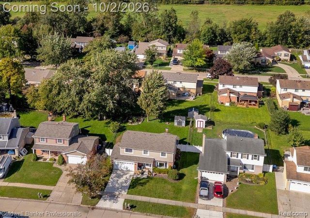 454 Queens Way, Canton, MI 48188