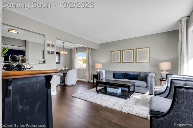 454 Queens Way, Canton, MI 48188