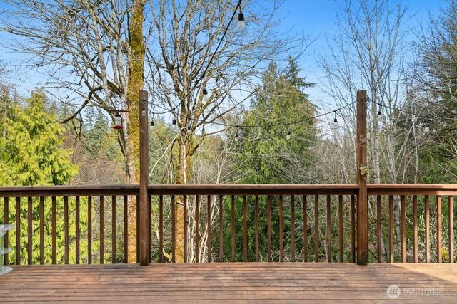 951 Higher Ground Lane, Port Orchard, WA 98366