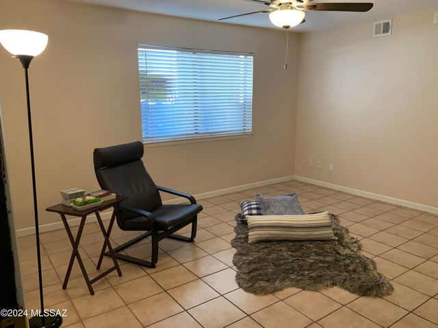 441 W Yucca Ct Unit 201, Tucson, AZ 85704