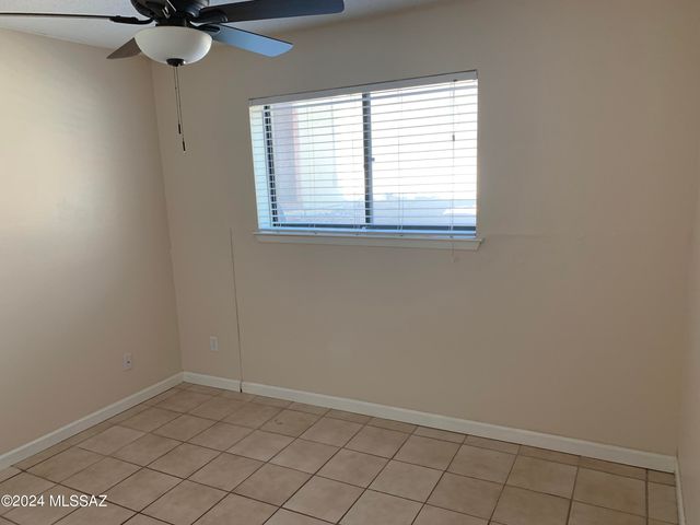 441 W Yucca Ct Unit 201, Tucson, AZ 85704