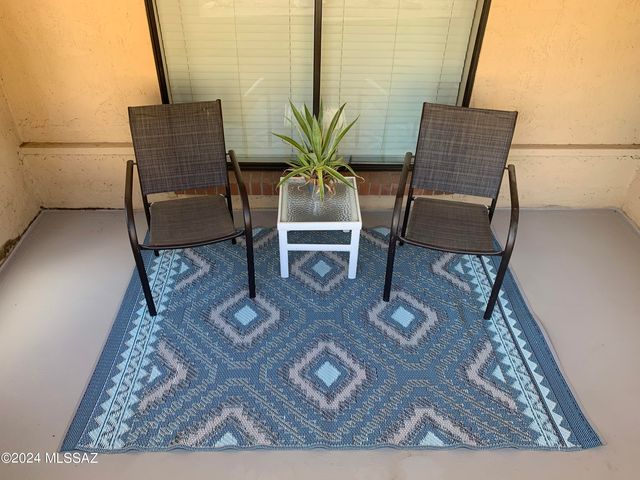 441 W Yucca Ct Unit 201, Tucson, AZ 85704