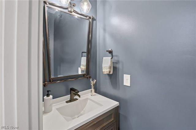 3298 Seven Bridges Road, Medina, OH 44256