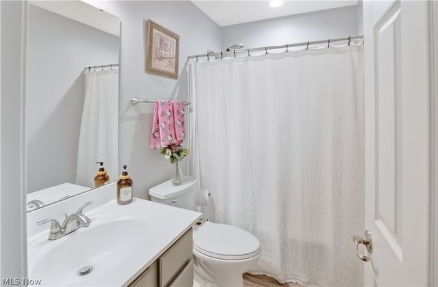 3298 Seven Bridges Road, Medina, OH 44256