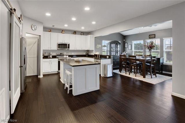3298 Seven Bridges Road, Medina, OH 44256