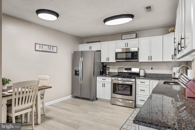 427 PEPPER MILL CT, Sewell, NJ 08080