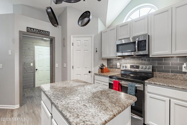 432 BELL BRANCH Lane, St. Johns, FL 32259