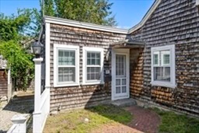 191-193 South St 2, Hingham, MA 02043