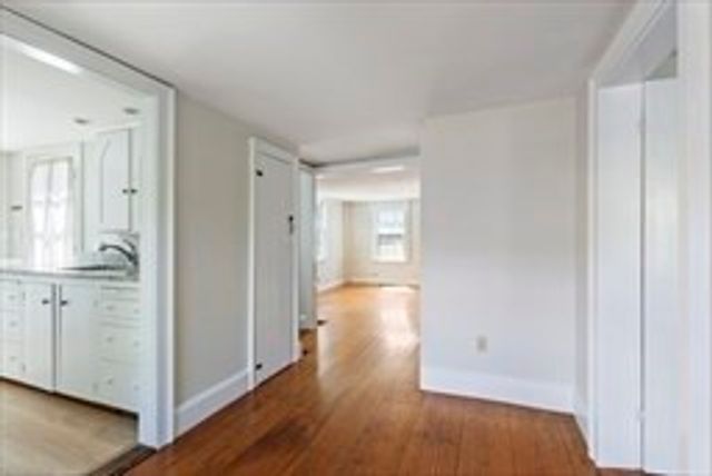 191-193 South St 2, Hingham, MA 02043