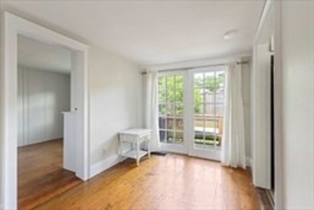 191-193 South St 2, Hingham, MA 02043