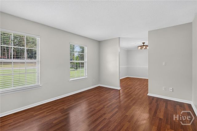 901 Queens Court, Hinesville, GA 31313