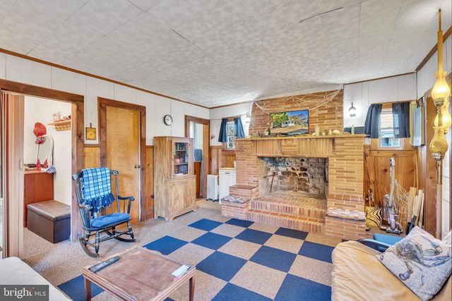 3096 CALVERT BLVD, Lusby, MD 20657