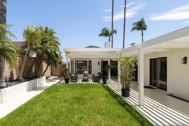 5918 Germaine Ln, La Jolla, CA 92037