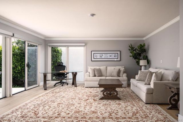 5918 Germaine Ln, La Jolla, CA 92037