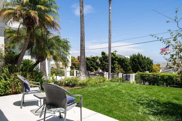 5918 Germaine Ln, La Jolla, CA 92037