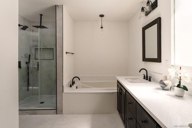 5918 Germaine Ln, La Jolla, CA 92037