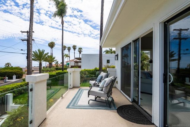 5918 Germaine Ln, La Jolla, CA 92037