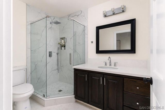 5918 Germaine Ln, La Jolla, CA 92037