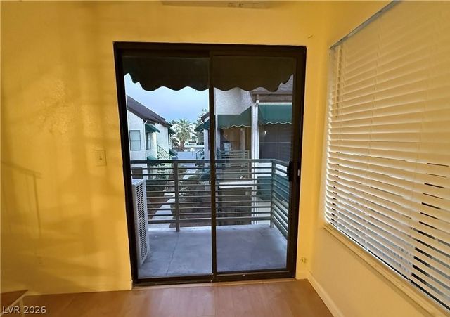 460 Elm Drive 204, Las Vegas, NV 89169