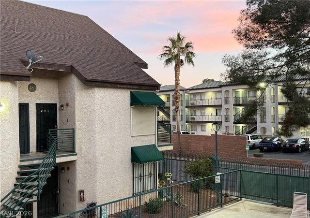 460 Elm Drive 204, Las Vegas, NV 89169