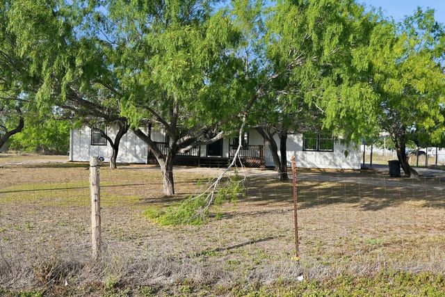 262 CR 3522 Cr, Orange Grove, TX 78372