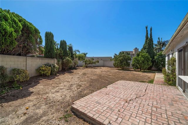 4862 Redbluff Circle, Irvine, CA 92604
