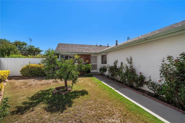 4862 Redbluff Circle, Irvine, CA 92604