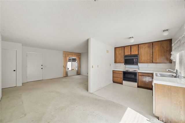 4862 Redbluff Circle, Irvine, CA 92604