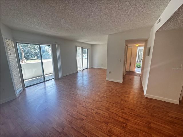 5917 VILLAGE CIRCLE 5917, Orlando, FL 32822
