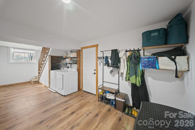 345 Kingswood Drive, Hendersonville, NC 28792