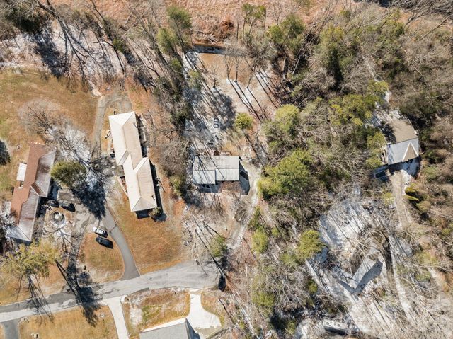 345 Kingswood Drive, Hendersonville, NC 28792