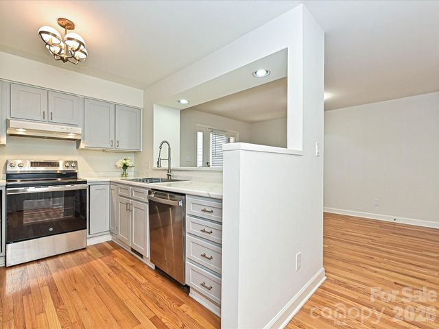 801 Lexington Avenue, Charlotte, NC 28203