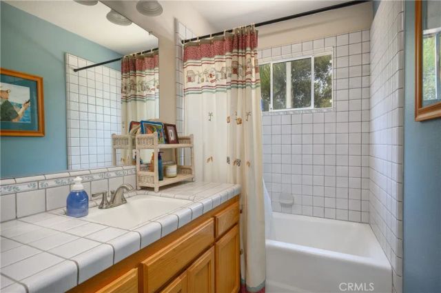 1832 Camino Rainbow, Fallbrook, CA 92028