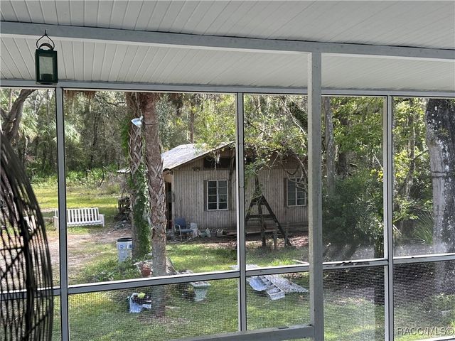 237 N Candle Point, Crystal River, FL 34429