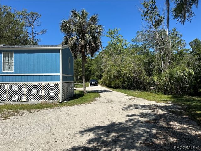 237 N Candle Point, Crystal River, FL 34429