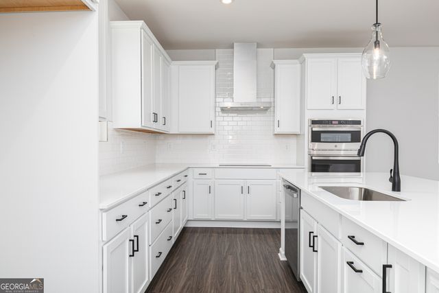 648 Devon Alley, Acworth, GA 30102