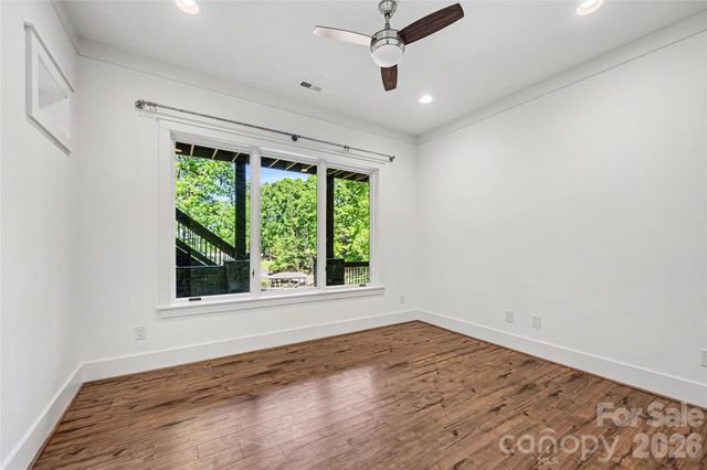 142 Lakeview Shores Loop, Mooresville, NC 28117