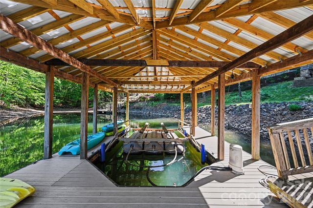 142 Lakeview Shores Loop, Mooresville, NC 28117